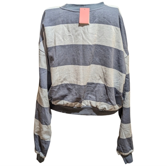 Strawberry Shortcake Striped Sweatshirt Long Cropped Sz L - Picture 3 of 7